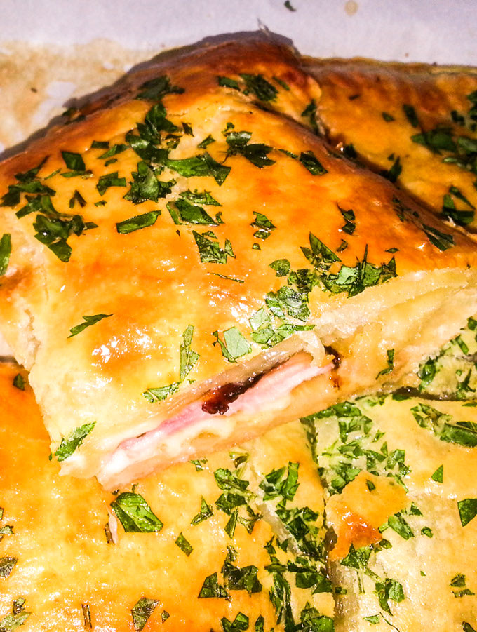 Ham and cheese puff pastry