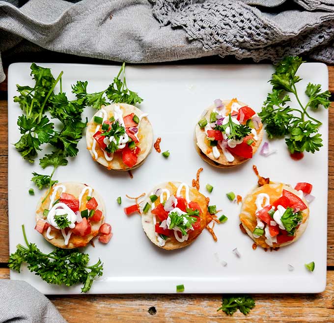 bite size chicken tacos as an appetizer