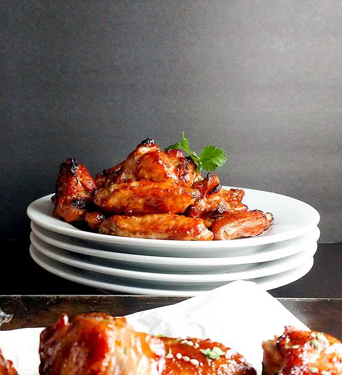 Asain chicken wings in bowl