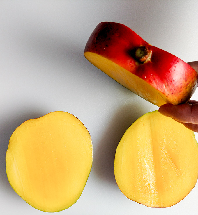 The right way to cut a mango