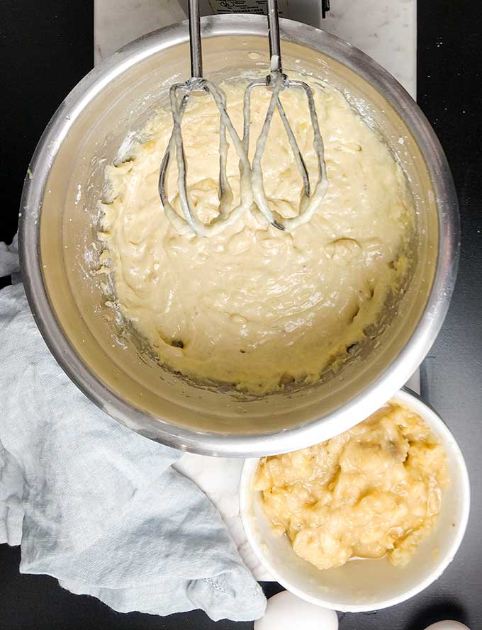 Mash your bananas with a hand mixer. You're welcome 😇 #bananabread #l