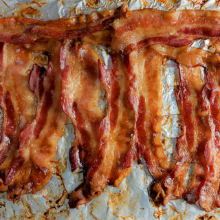 How to cook bacon in the oven