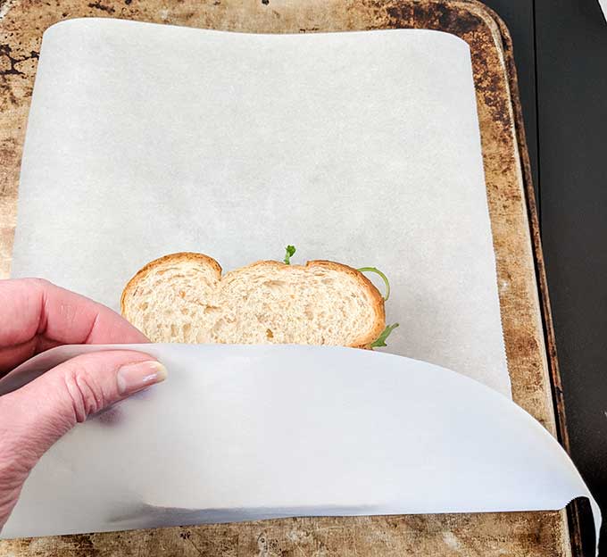 How to wrap a sandwich in wax paper