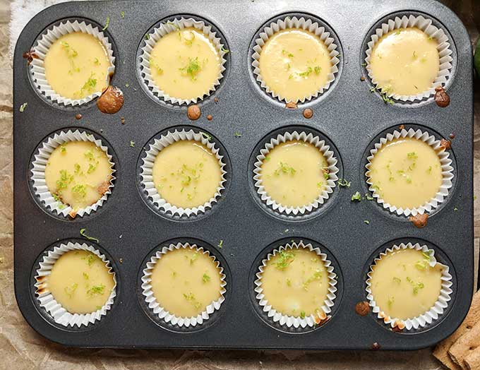 Baked mini key lime pie bites