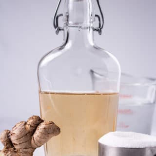 simple syrup with ginger and vanilla