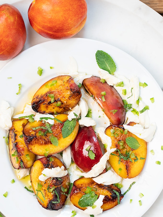 Grilled peach salad