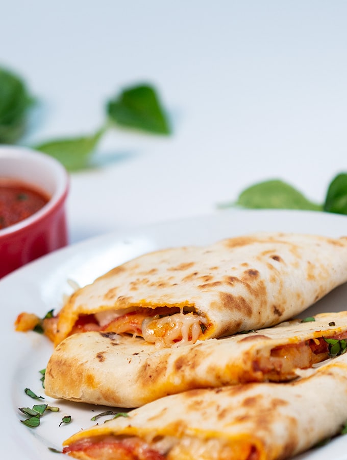 pepperoni pizza quesadilla