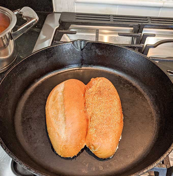 toast buns for the chicken meatball subs