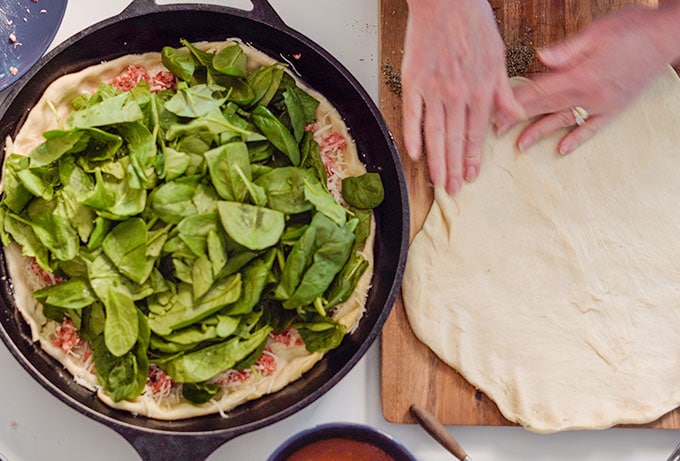 spinach for deep dish pizza